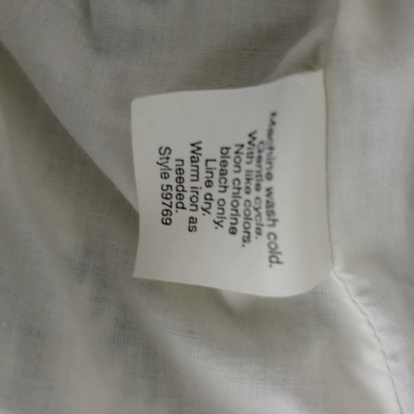 Cream/navy floral straples Dress - Picture 9 of 9